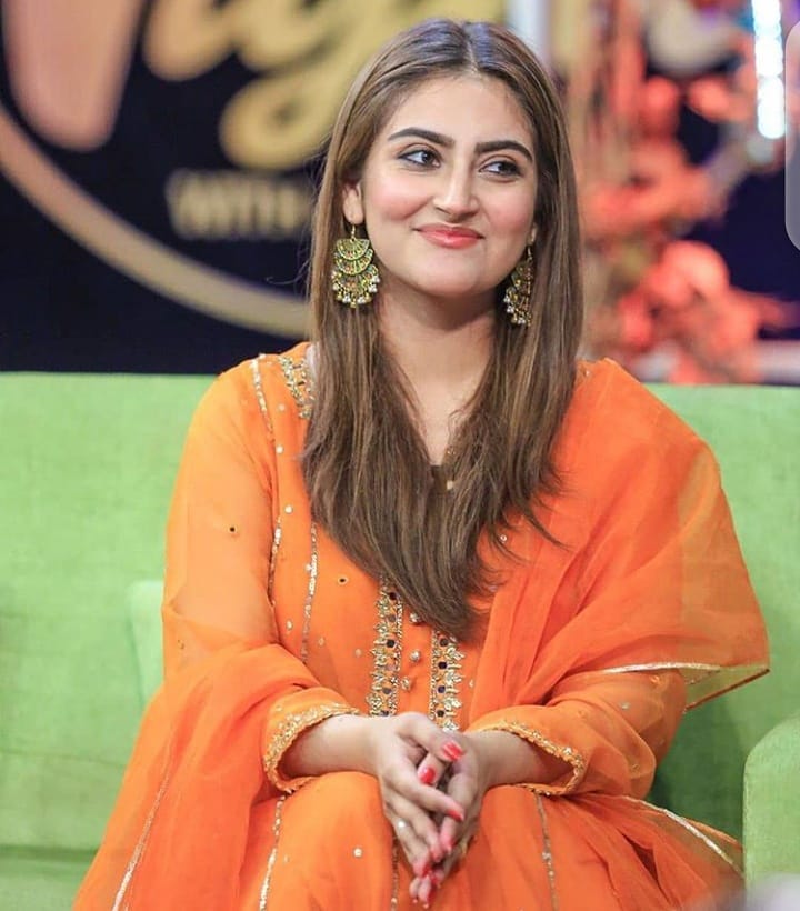 Hiba Bukhari Biography and Net Worth